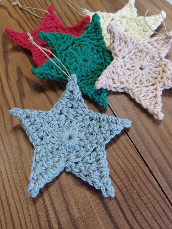 Estrelas Natal enfeites, feito à mão